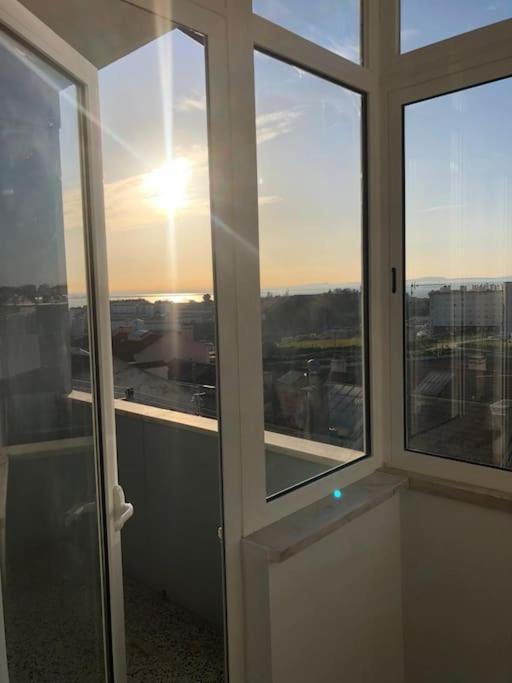 Cozy 3 Bedroom In Front Of The Subway * Lisboa