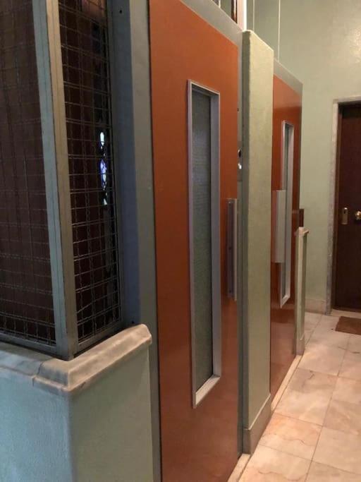 Apartment Cozy 3 Bedroom In Front Of The Subway Lisbon