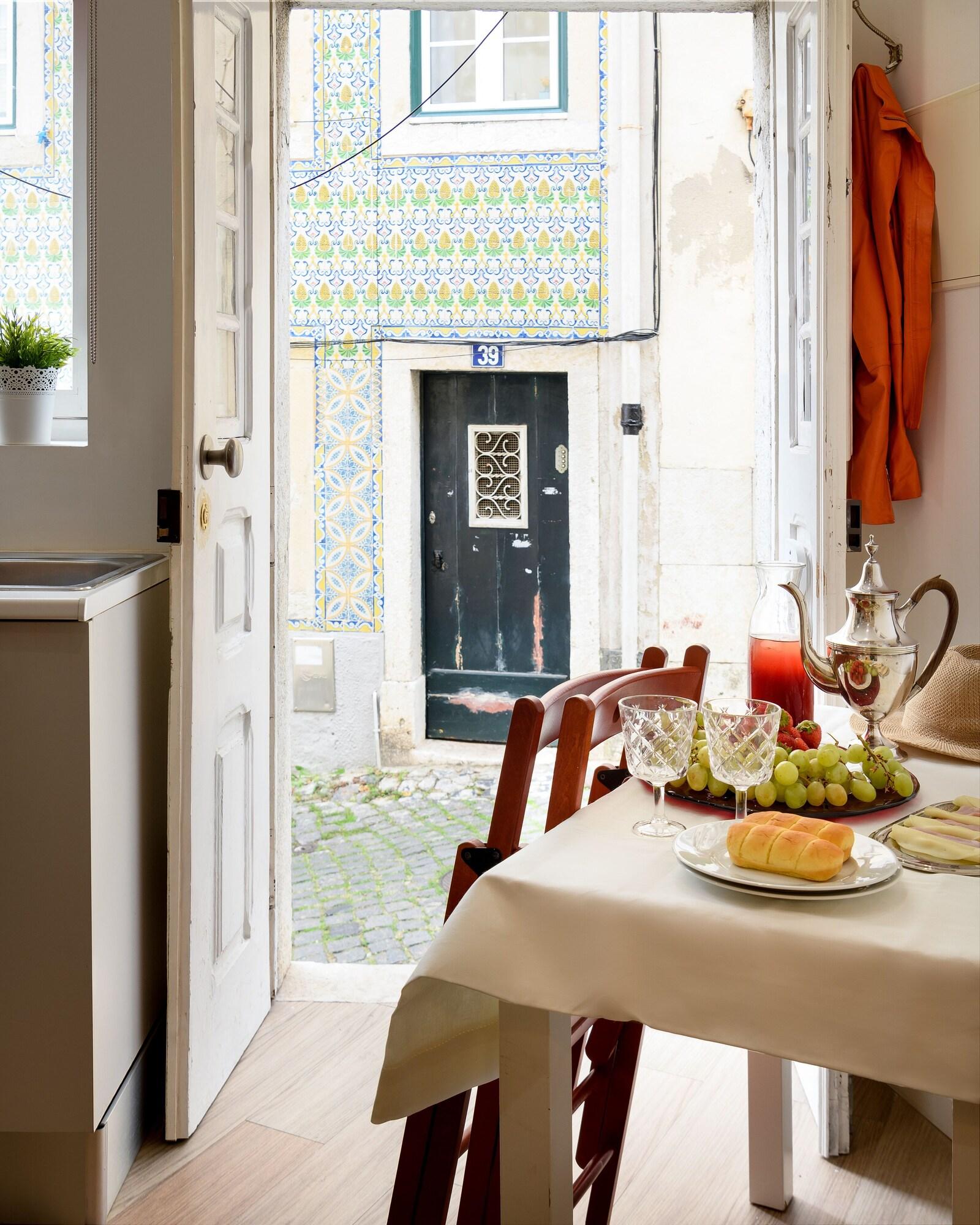 Apartamento Alfama Yellow House *