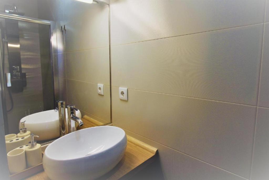 Apartamento Flh Santa Catarina Lovely Flat Lisboa