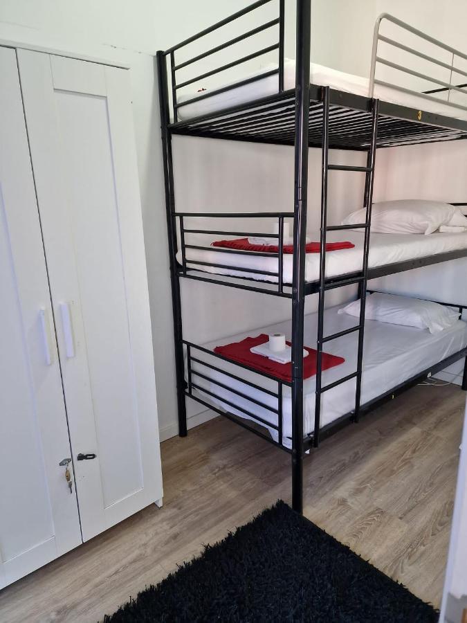 Albergue D&n Hospedagem-almirante *
