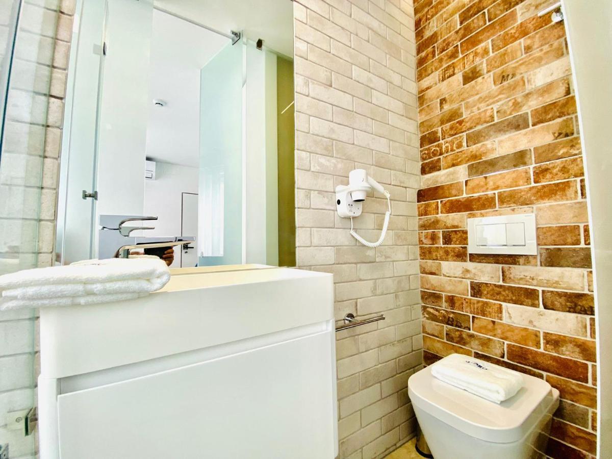 Bed & Breakfast Gloria 10 Deluxe Lisbon