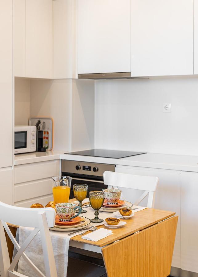 Apartamento Bright Tailor Made Flat With A View In Estrela Lisboa