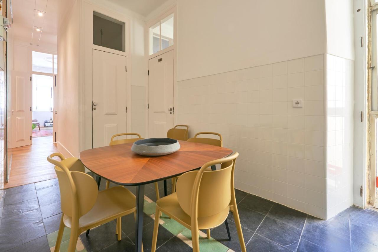 Sunny Pink Street Historical Apt, By Timecooler Apartamento