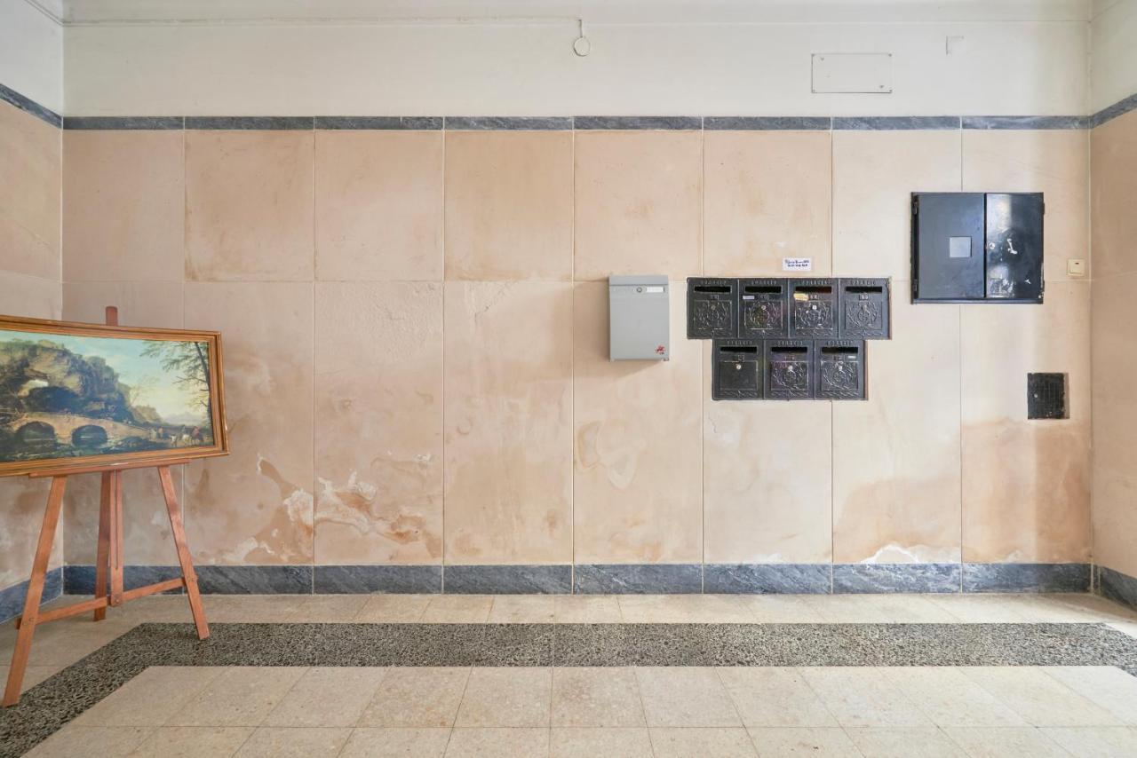 Apartamento Sunny Pink Street Historical Apt, By Timecooler *