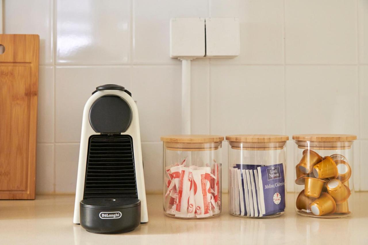 Apartamento Sunny Pink Street Historical Apt, By Timecooler *