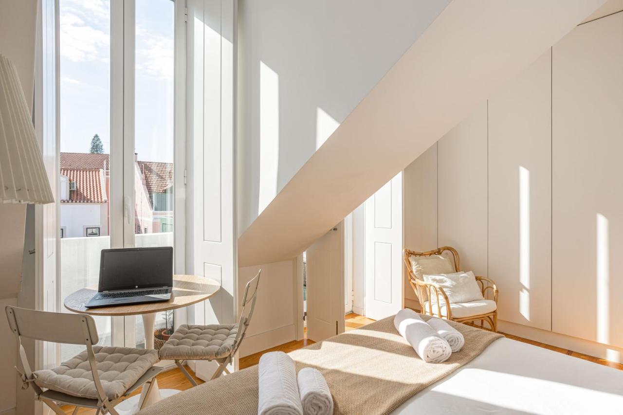 Bright Tailor Made Flat With A View In Estrela *