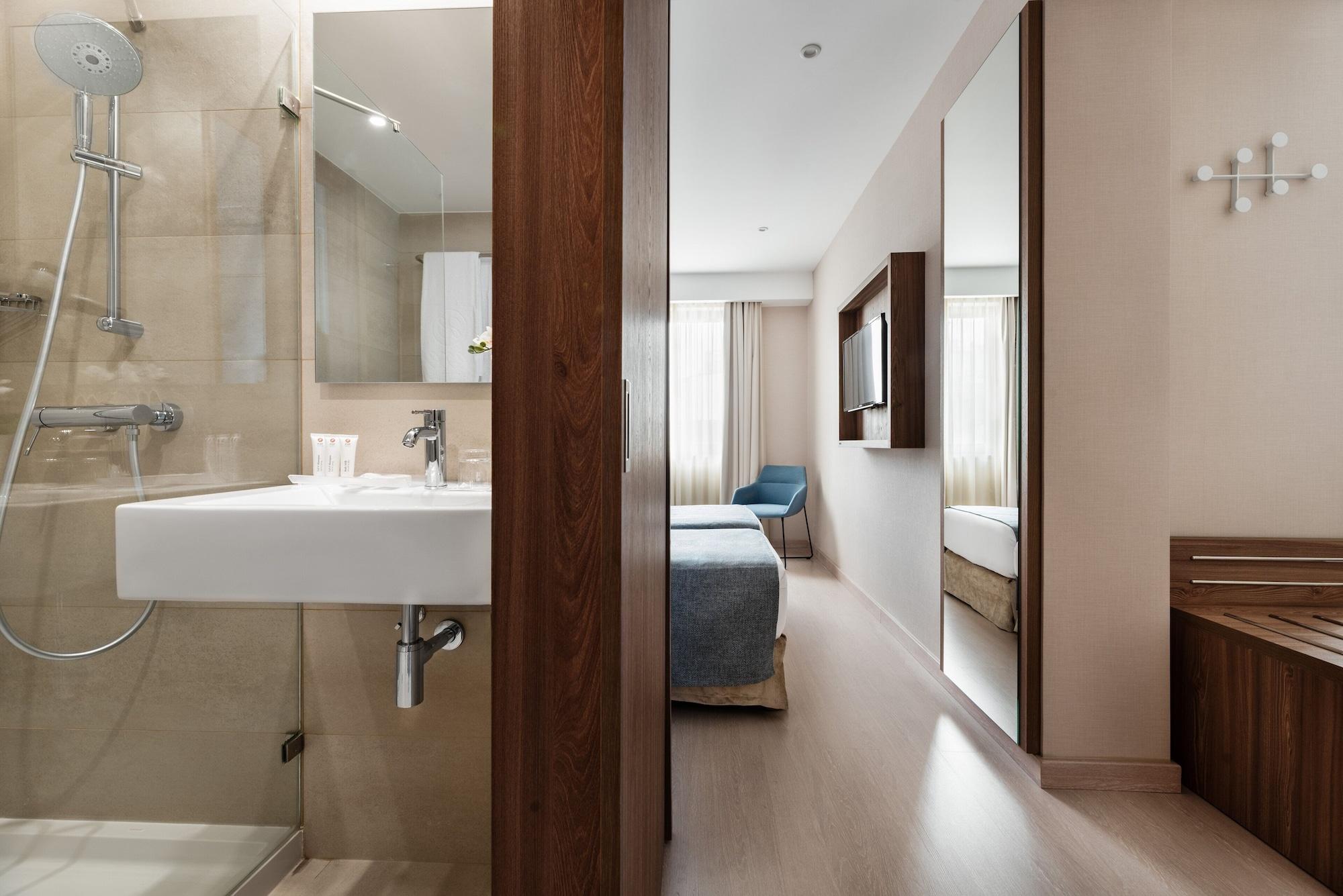 Exe Saldanha Hotel 3*
