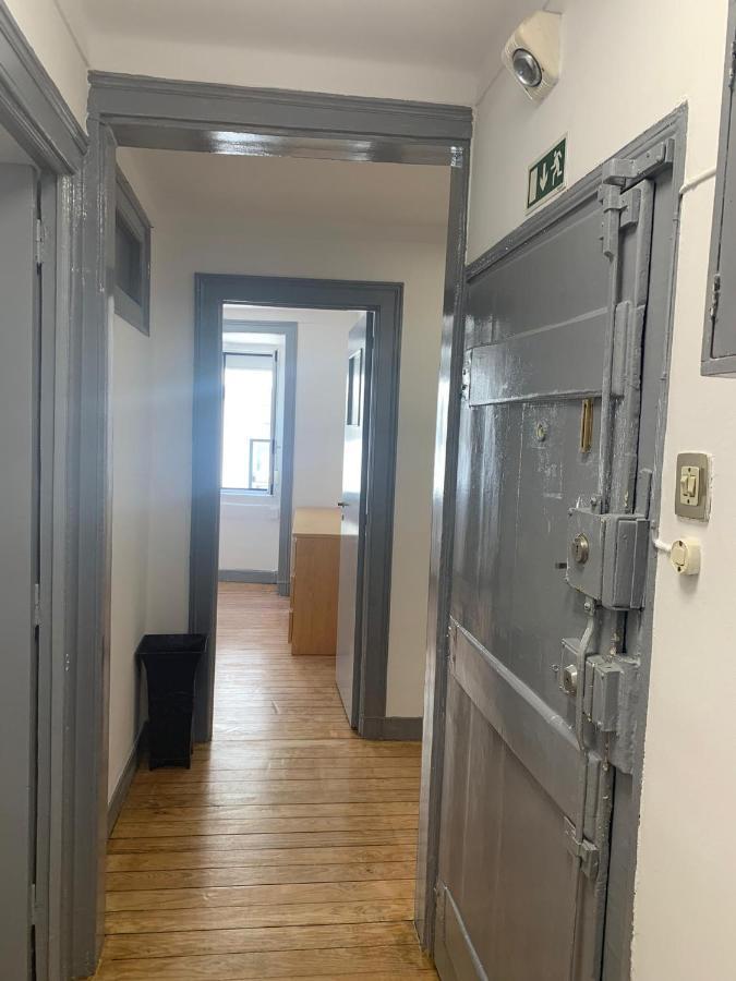 Chiado Duque Flat * Lisbon