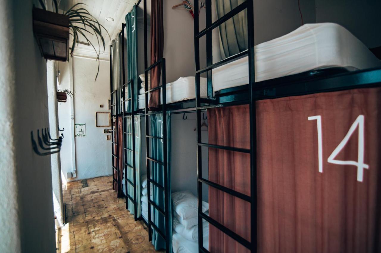 Lx Hostel