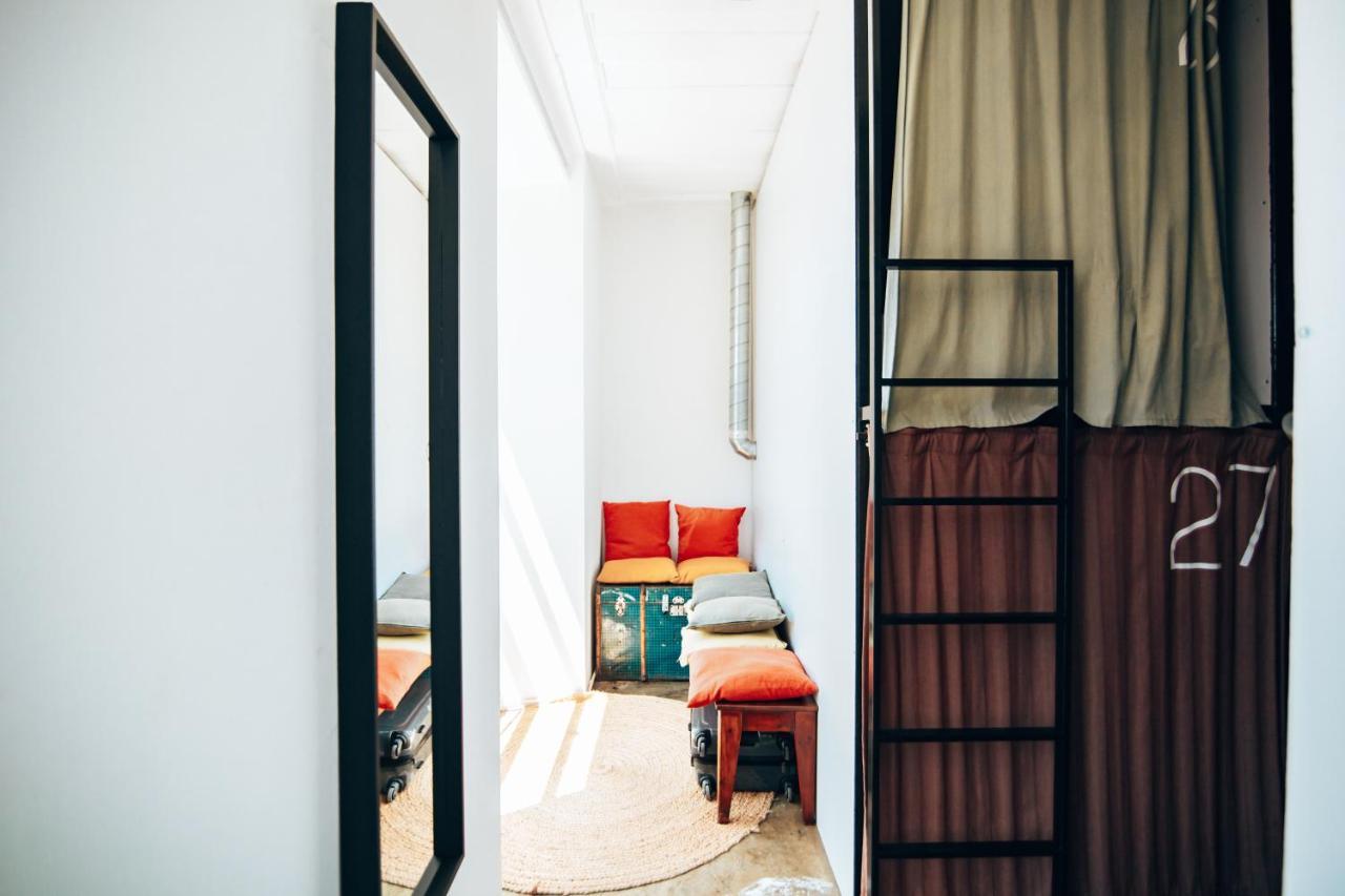 Lx Hostel *