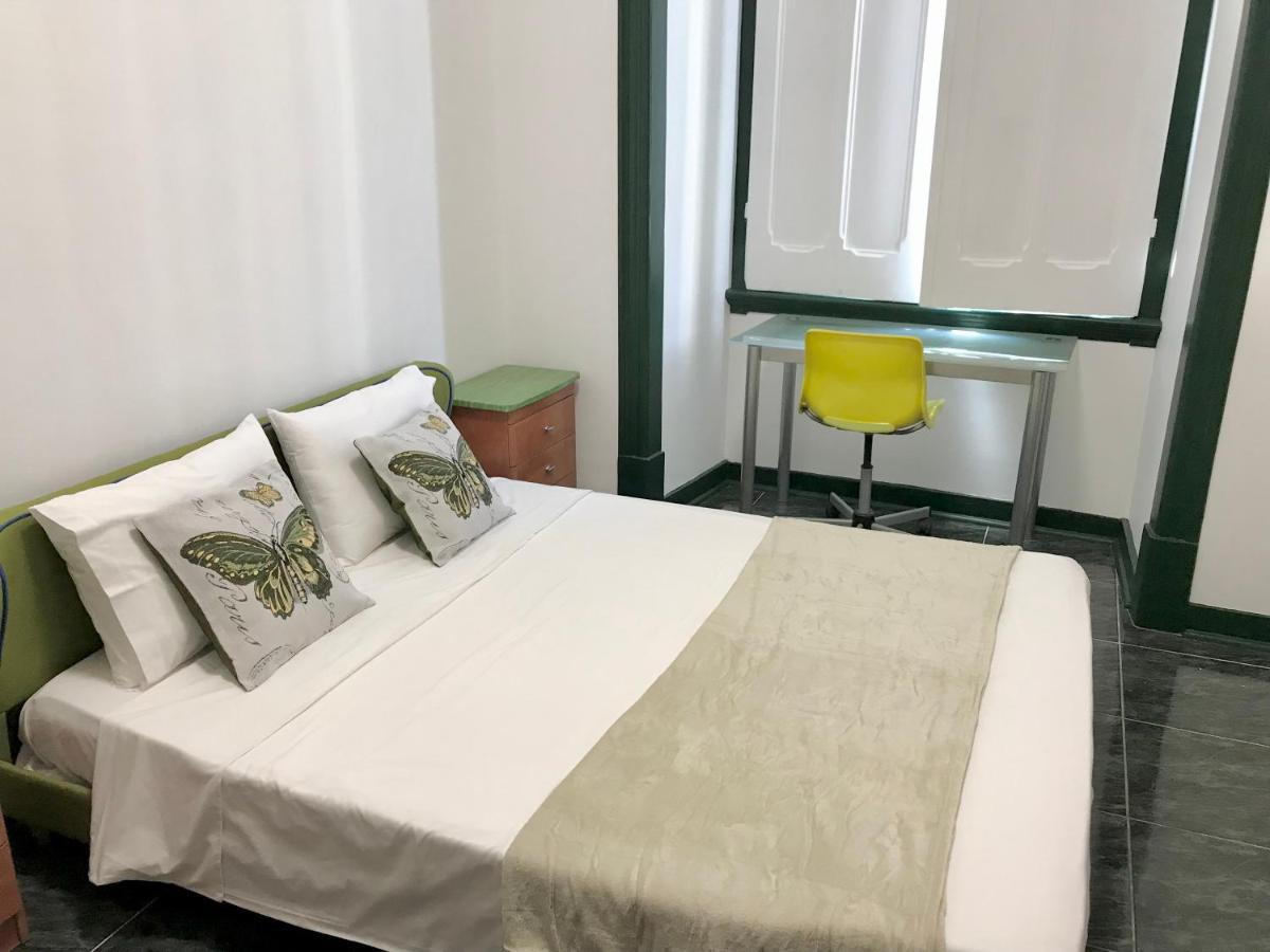 Sublime Olive Bedroom Habitación en casa particular *
