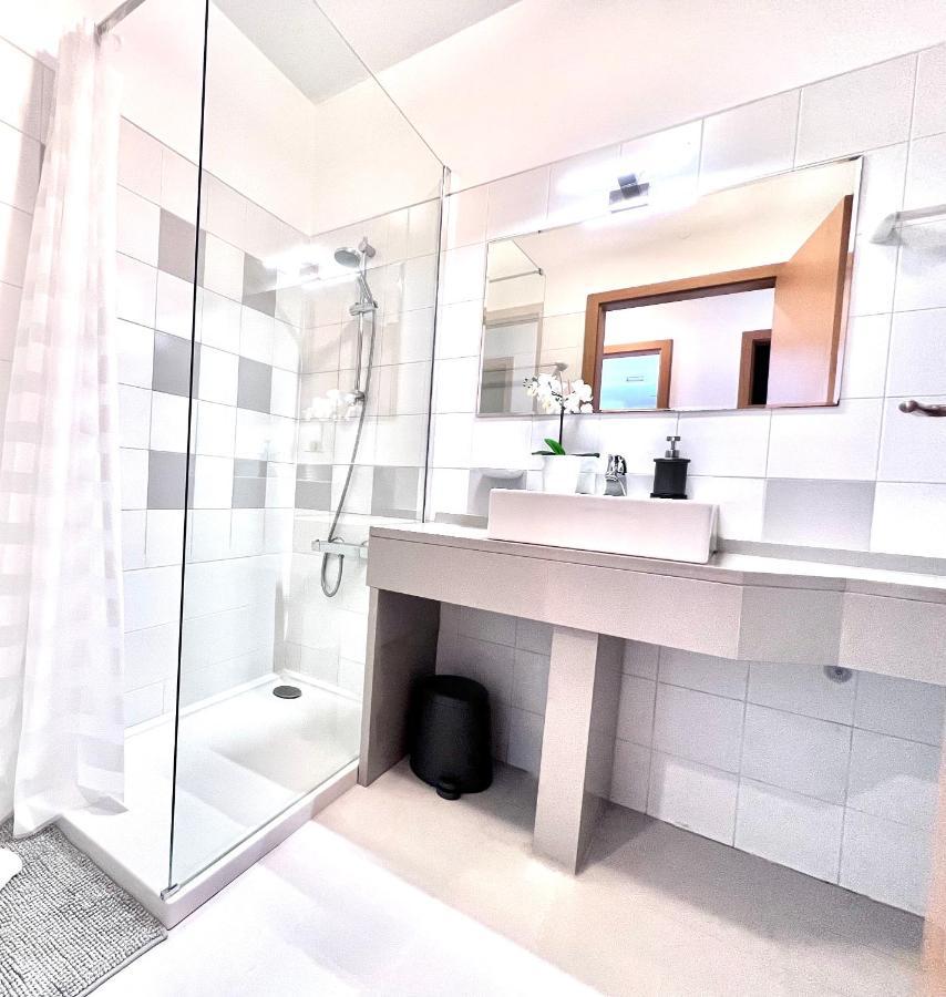 Apartamento Lisboa, Cidade, Elegant With Air Cond, Free Wifi And Near Metro, By Ig *