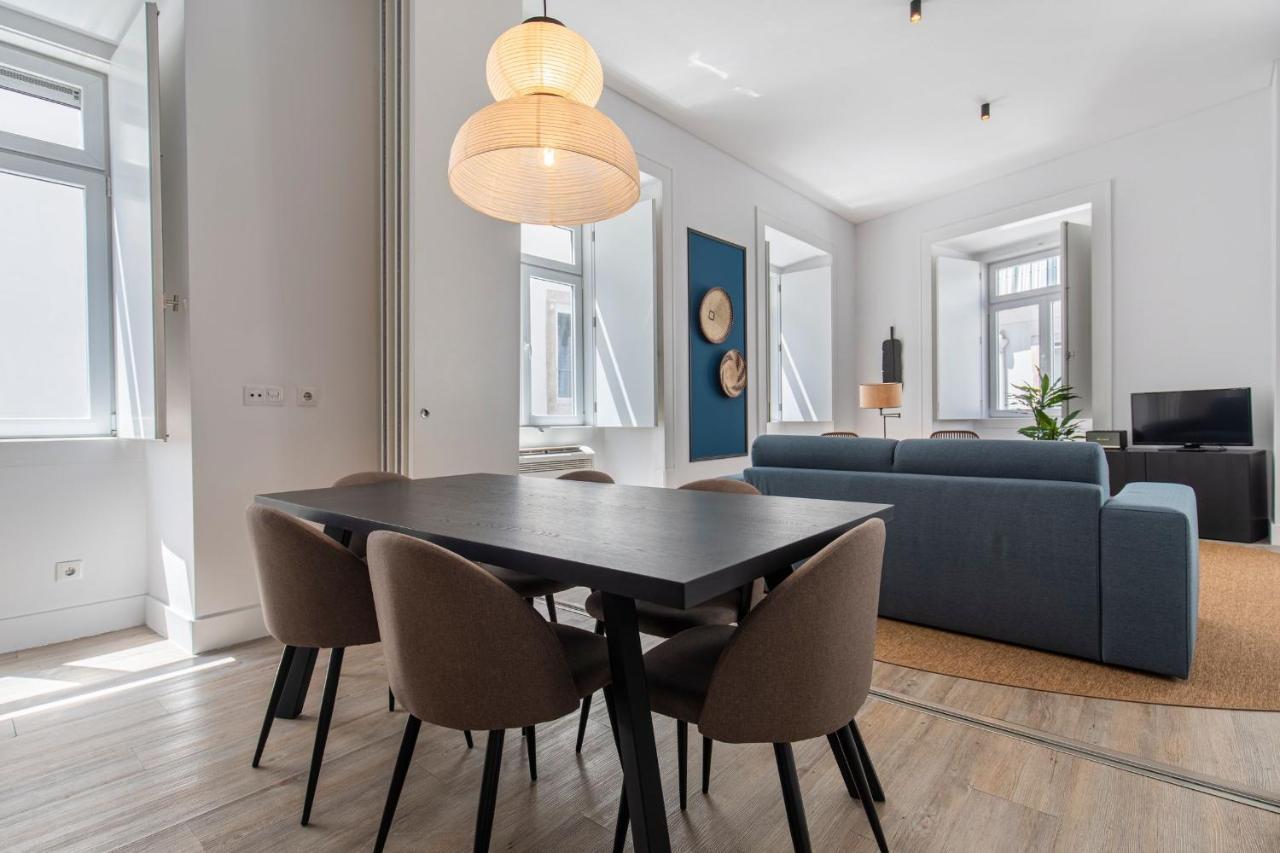 Ando Living - Abrantes 10 House