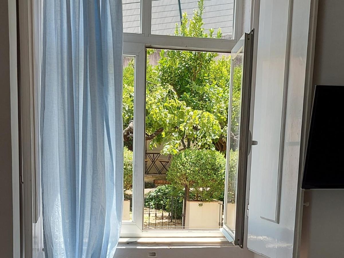 Portuguese In The Heart Of Apartamento Lisboa