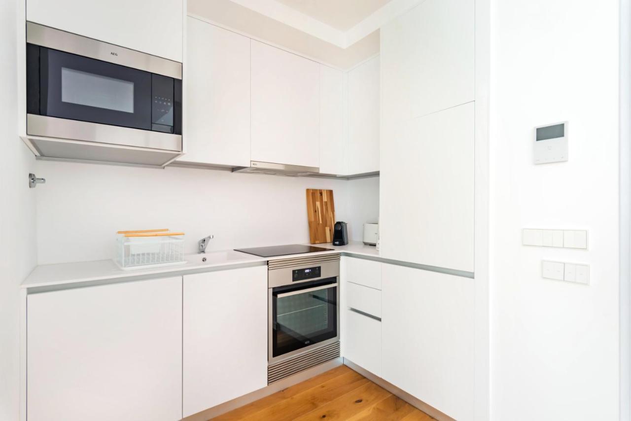 20 Modern Flat