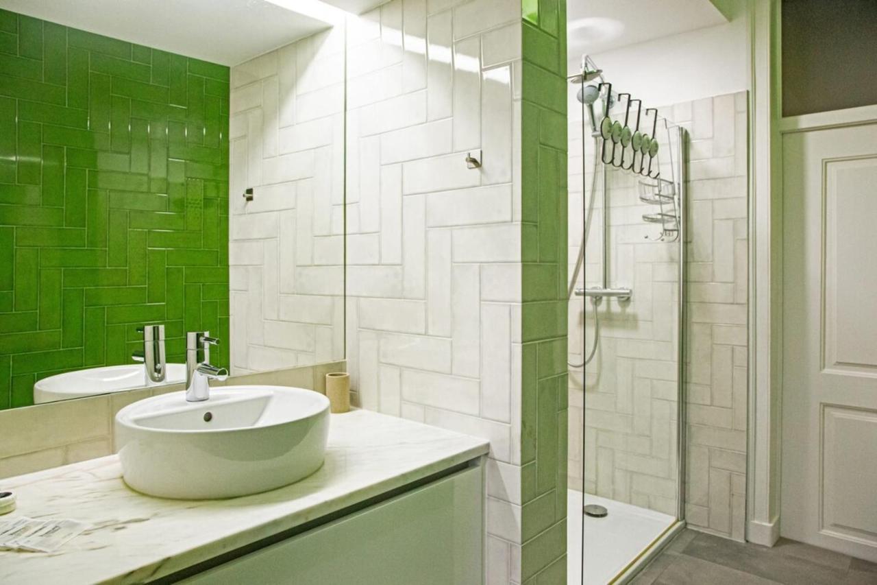 Colourful And Tasteful 2bedroom In Graca Apartment *