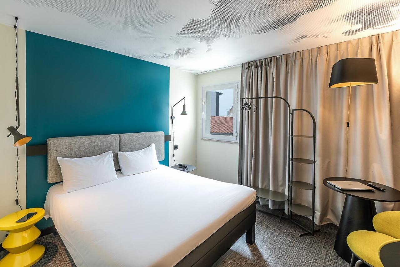 Ibis Saldanha 2*
