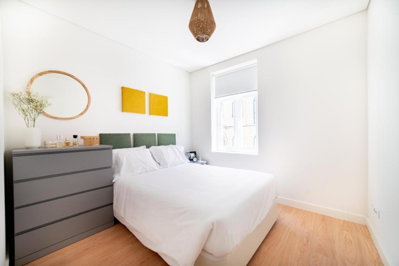 Monsanto Hill House - No. 565 1e