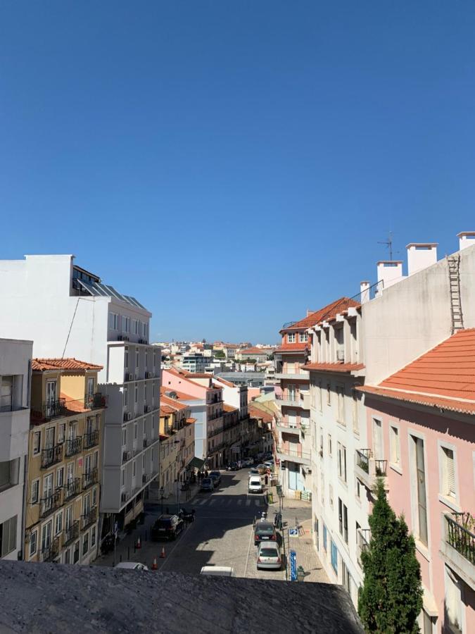 Charming In Principle Real * Lisboa
