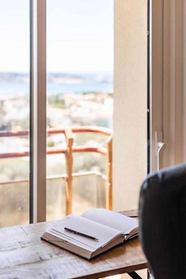 Belvedere Tm Flat With A Magnificent View * Lisbon