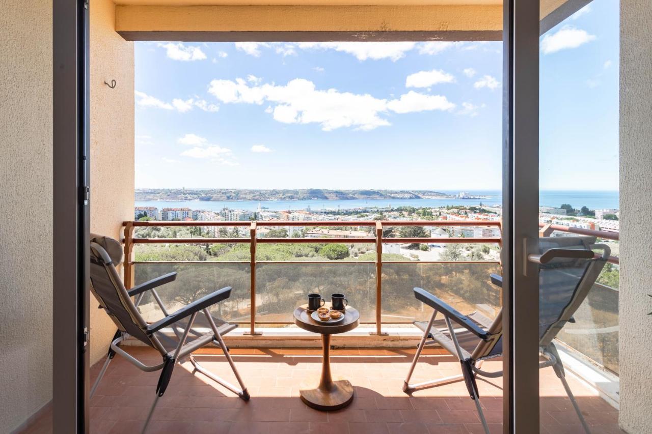 Belvedere Tm Flat With A Magnificent View * Lisbon