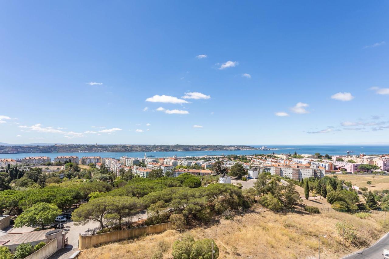 Belvedere Tm Flat With A Magnificent View Lisbon