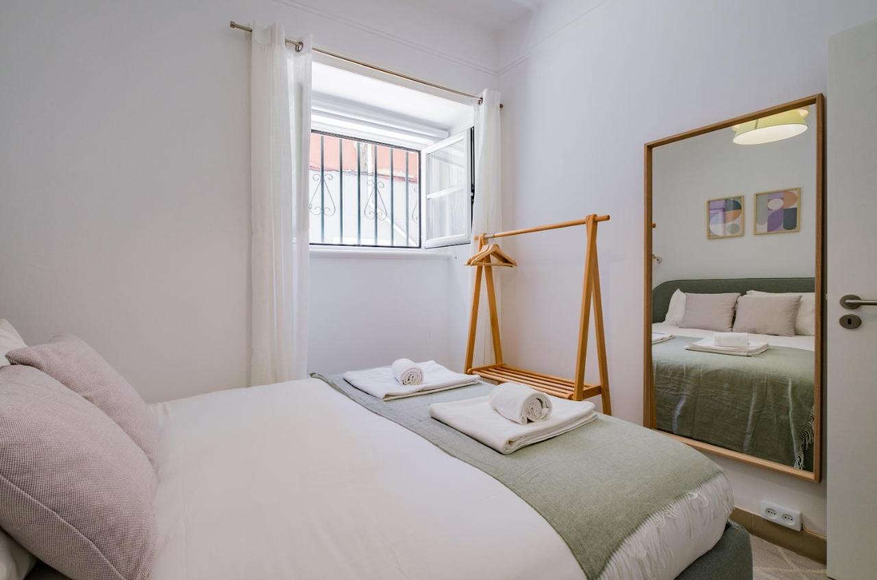New! Unique 1 Bedroom Apartment- Santa Catarina 42 Lisboa
