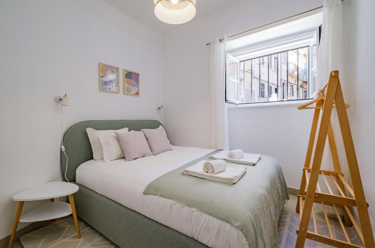 New! Unique 1 Bedroom Apartment- Santa Catarina 42 Apartamento Lisboa