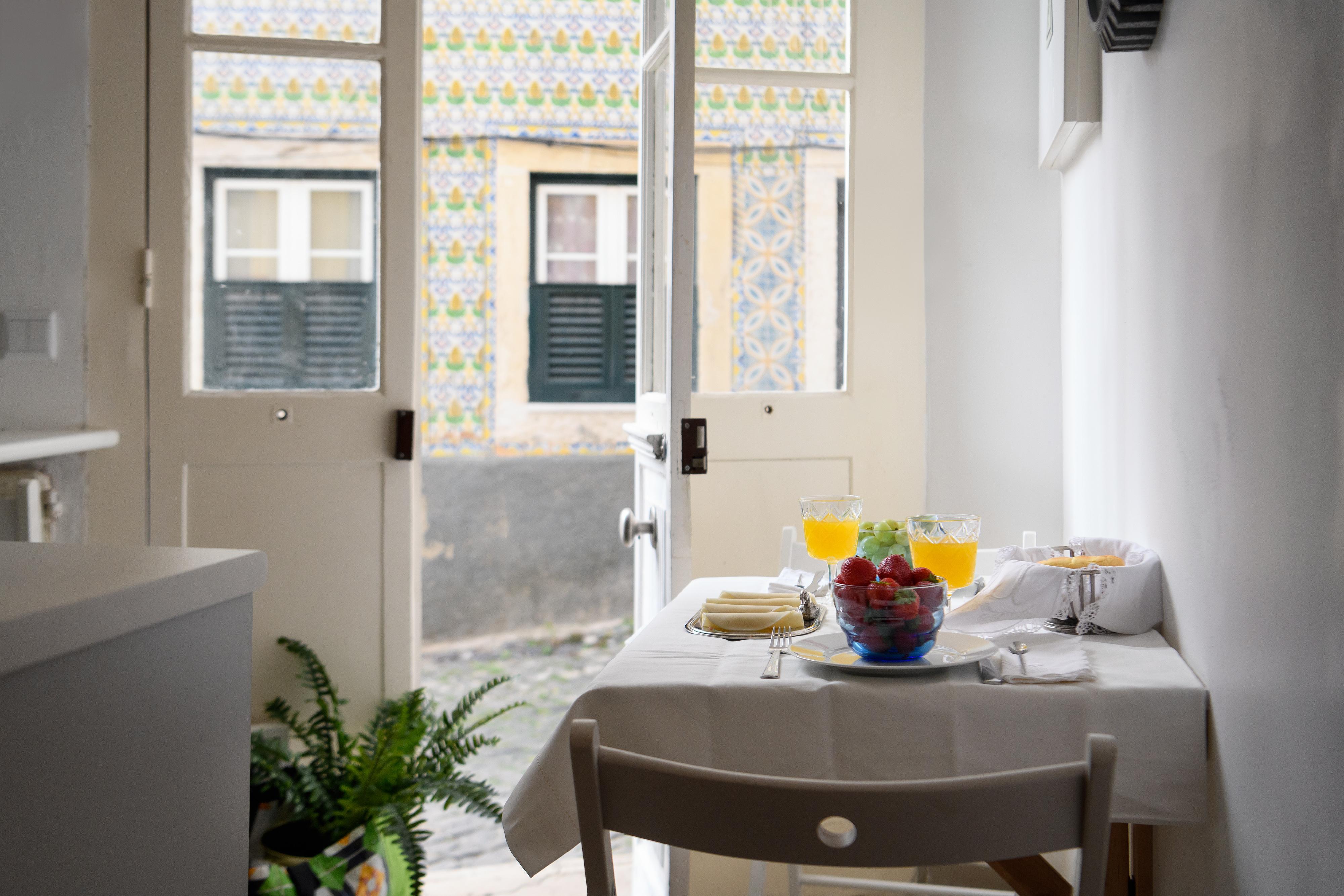 Alfama Yellow House Apartamento