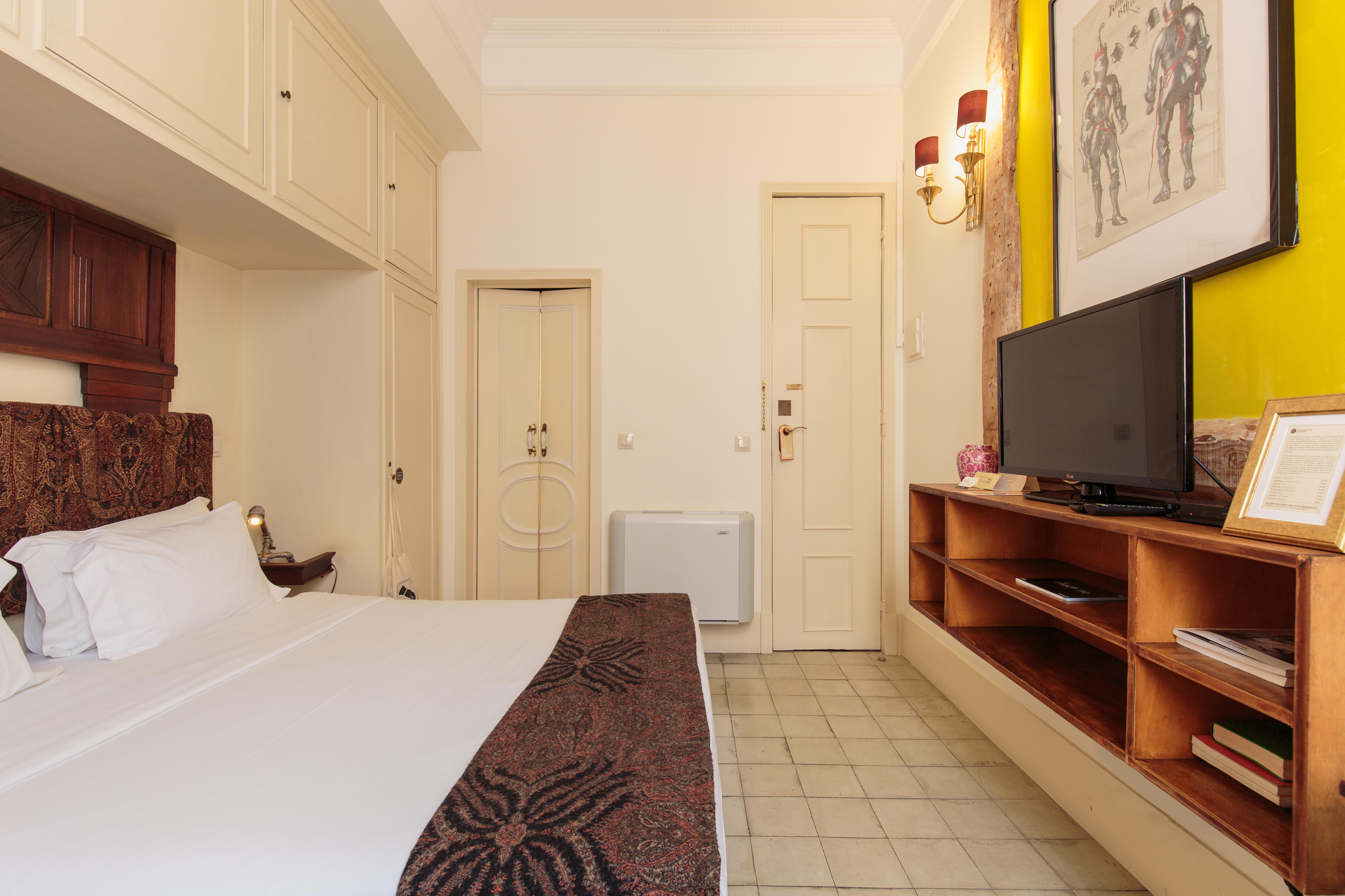 Hostel Independente Principe Real *
