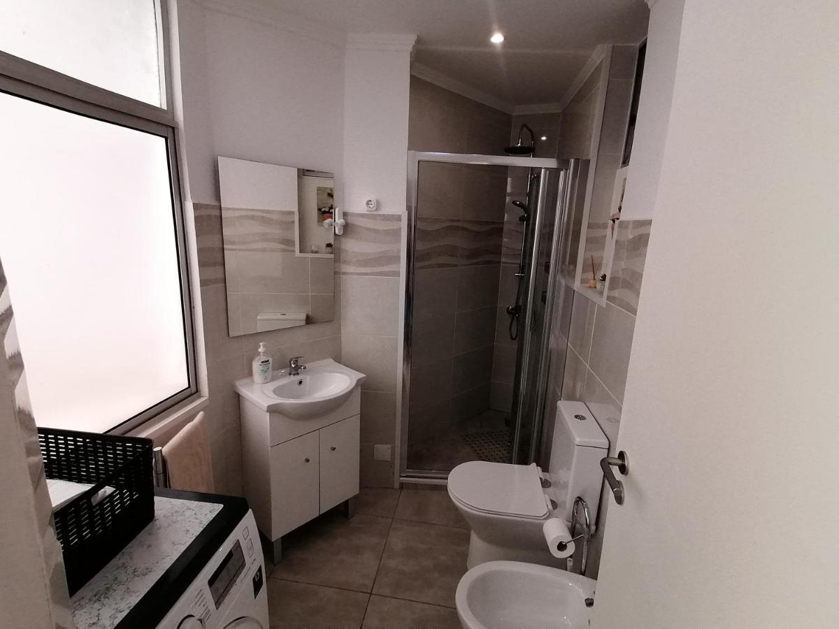 Apartamento Encantador No Coração De *