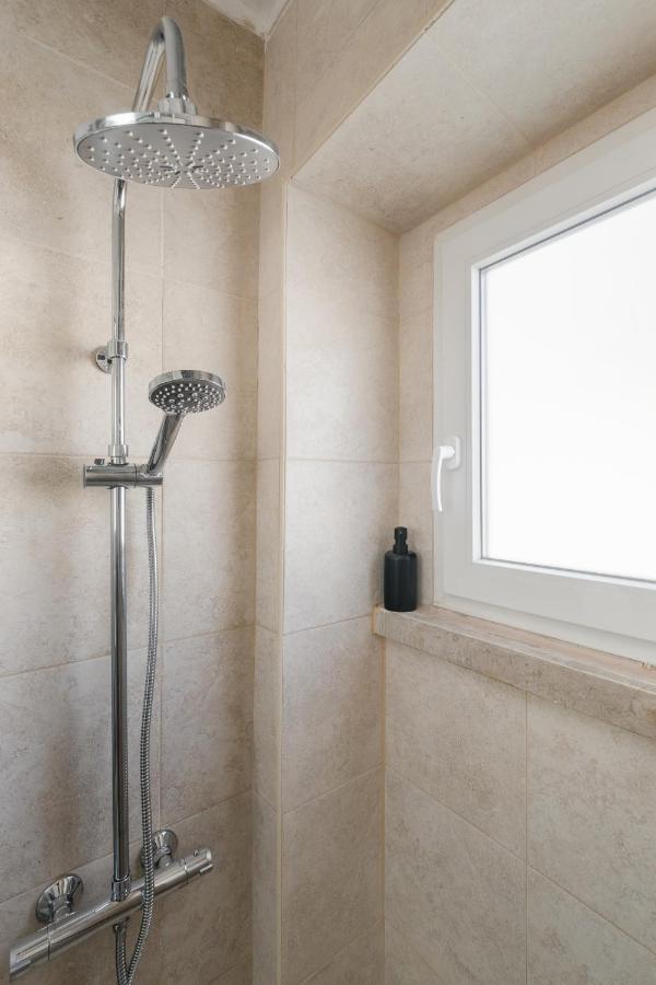 Casa Boma - Shining & Spacious With Balcony - Alvalade I Lisboa