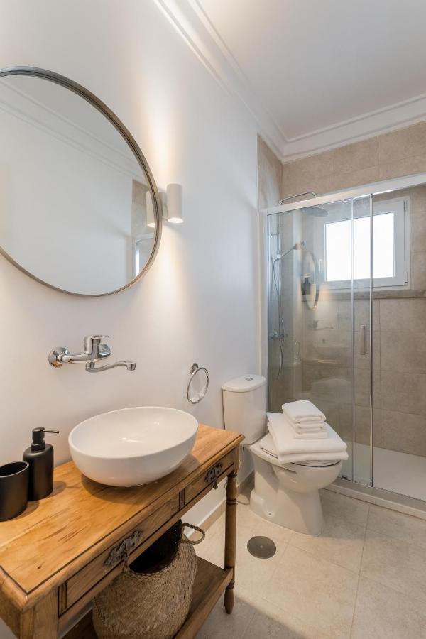 Casa Boma - Shining & Spacious With Balcony - Alvalade I Apartamento Lisboa