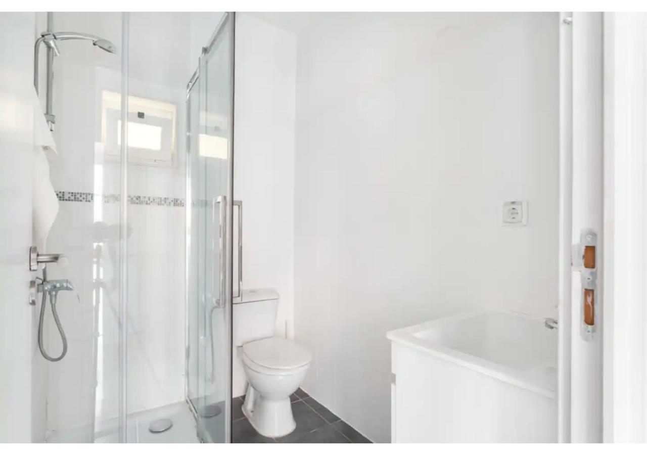 Altido Stunning 4br Apt With Terrace And Seaview In Alfama Apartamento Lisboa