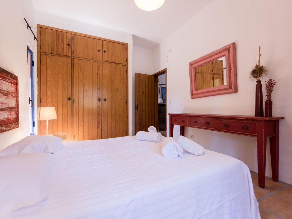 Villa Lotus Verde - Spacious 6 Bedroom In Aroeira - Pool Table And Private Pool Lisboa