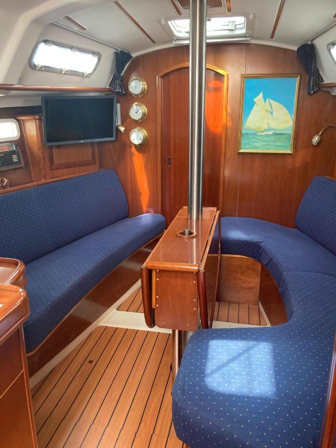 Hotel en barco Sea Bloom - Sleep & Sail In Tejo Lisboa