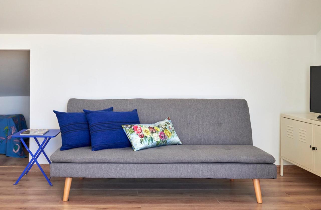 Sunny With Terrace.river View! Apartamento *