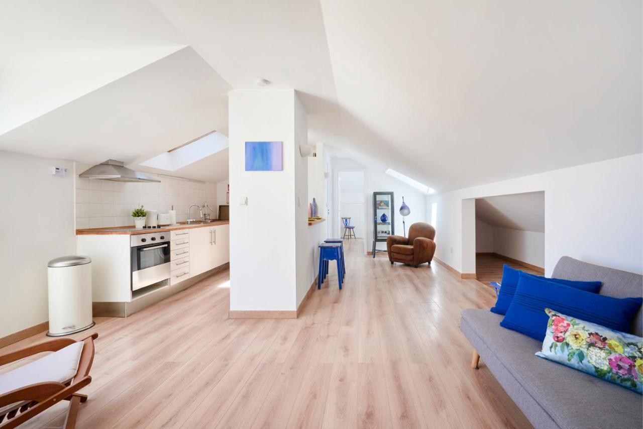 Sunny With Terrace.river View! Apartamento