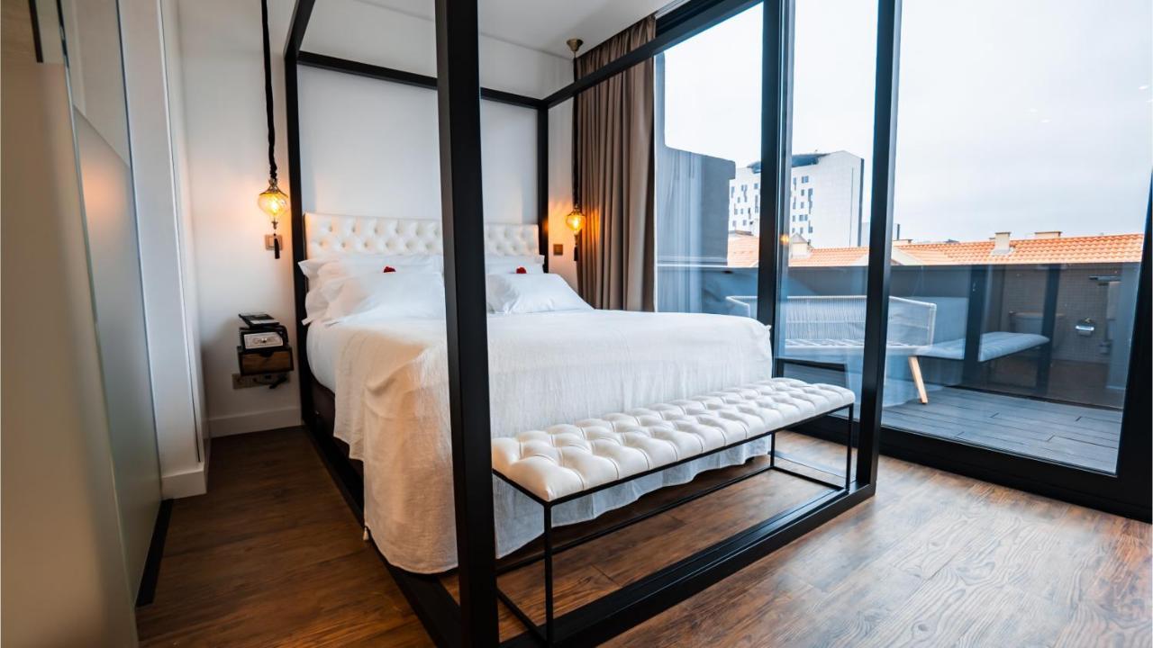 Hills Hotel
