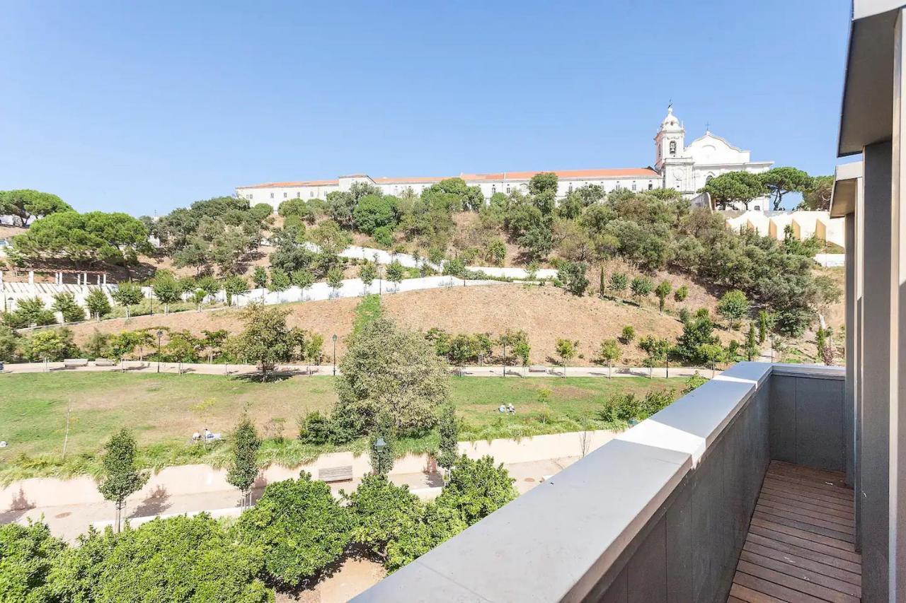 Flh Mouraria Art With Pool Apartamento