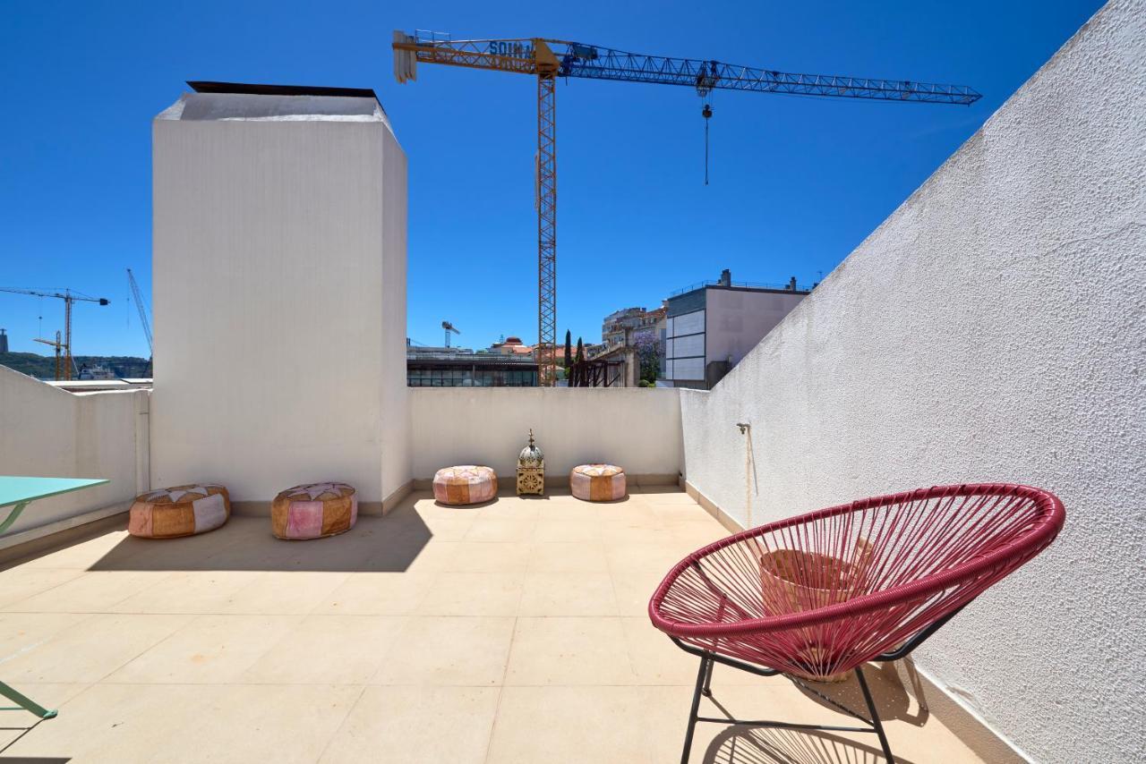 Sunny With Terrace.river View! * Lisboa