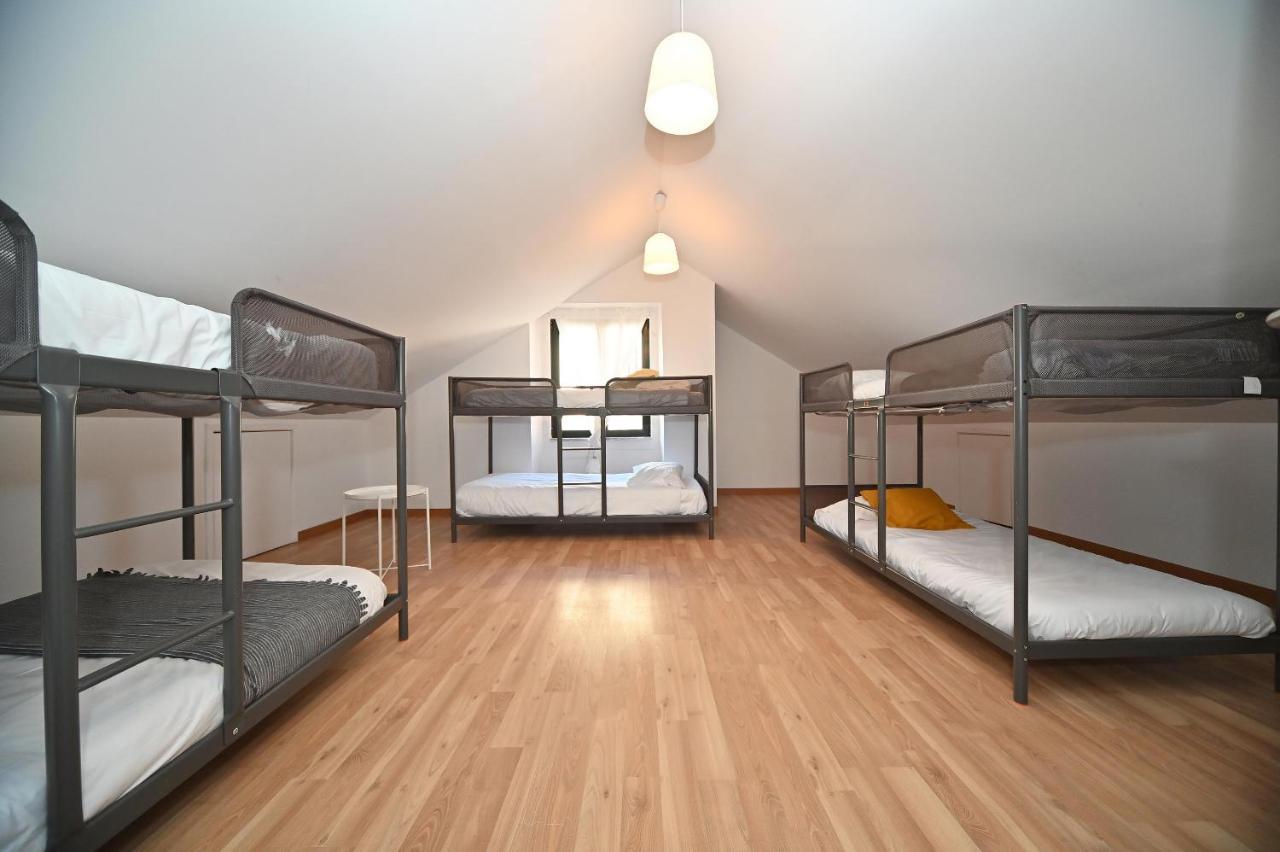 7 Requinte Hostal
