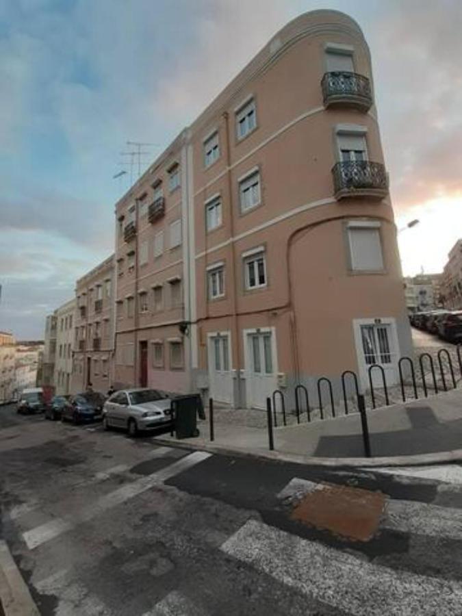 Cozy Flat In Arroios *