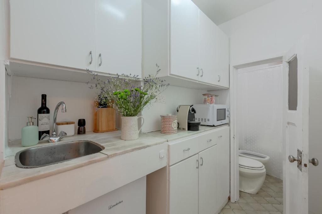 Typical Alfama Apartment, By Timecooler Apartamento *