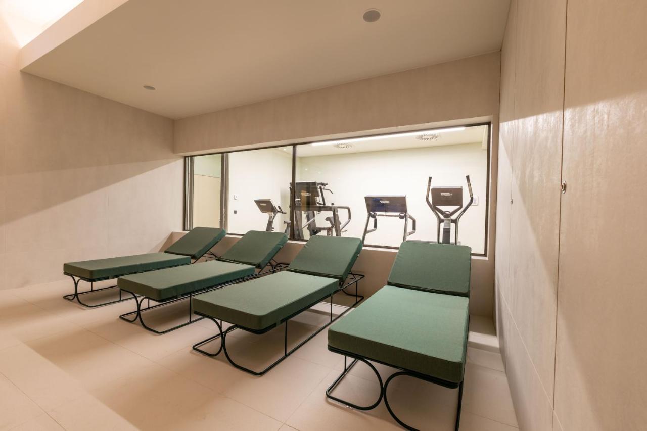 Hotel Luster 4*