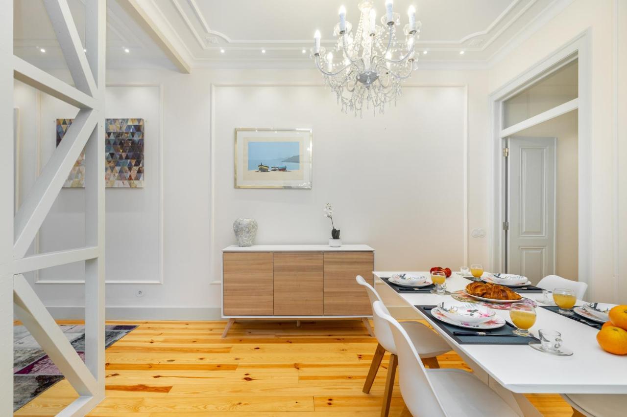 Whome Luxury In Prime Location W/ Ac, Lift & Private Patio Lisboa