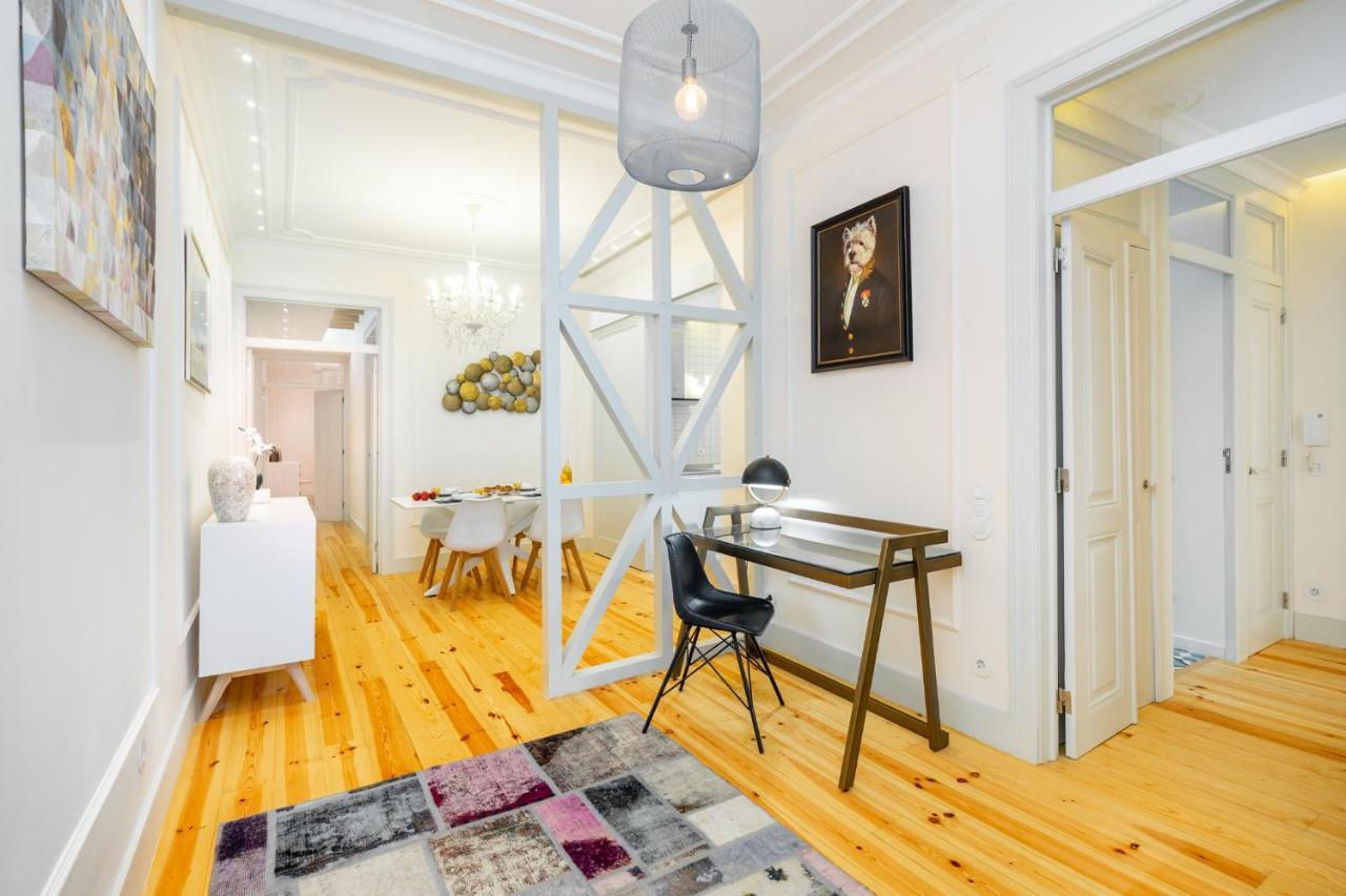 Whome Luxury In Prime Location W/ Ac, Lift & Private Patio * Lisboa