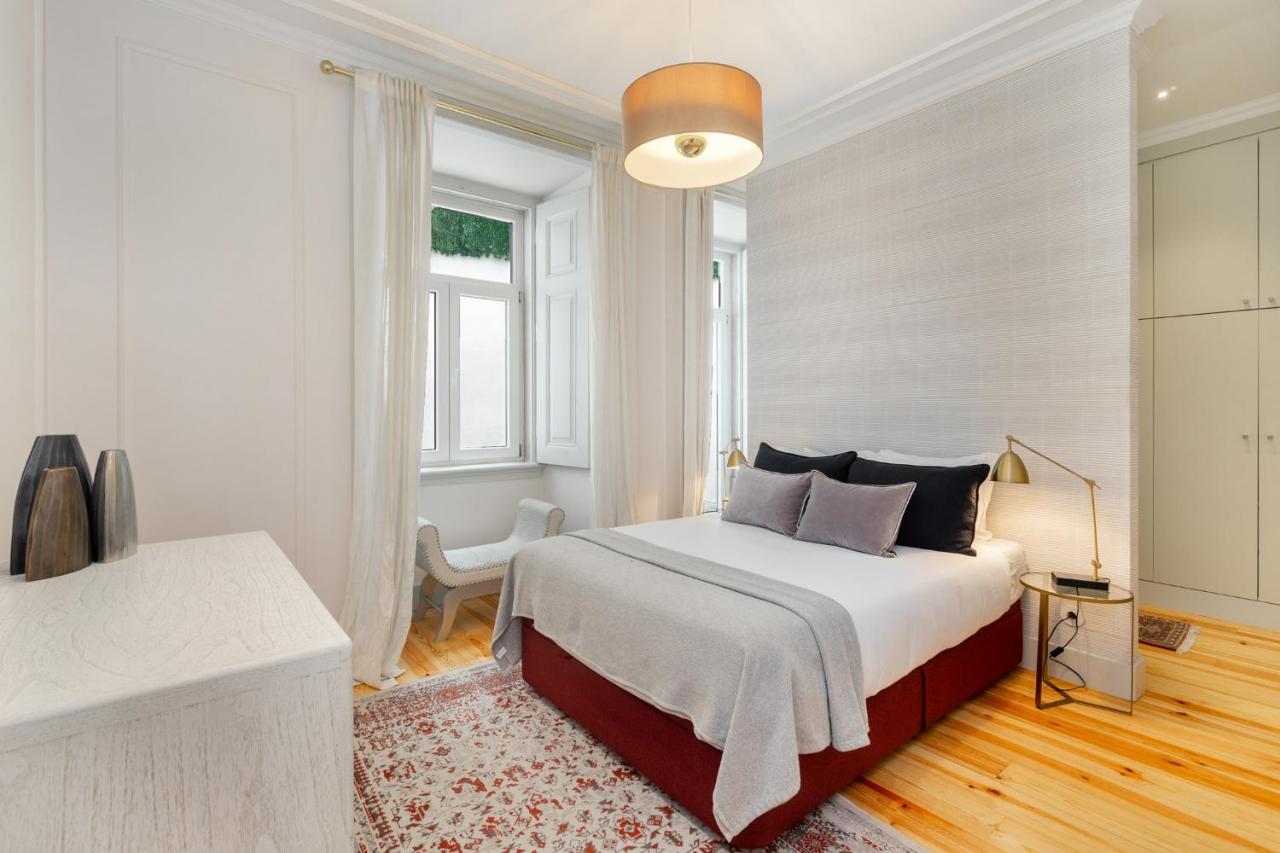 Apartamento Whome Luxury In Prime Location W/ Ac, Lift & Private Patio Lisboa