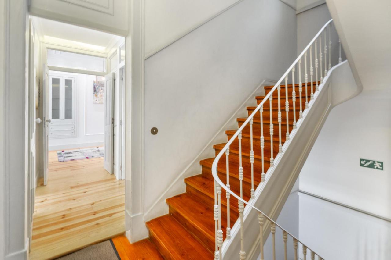 Whome Luxury In Prime Location W/ Ac, Lift & Private Patio Apartamento Lisboa